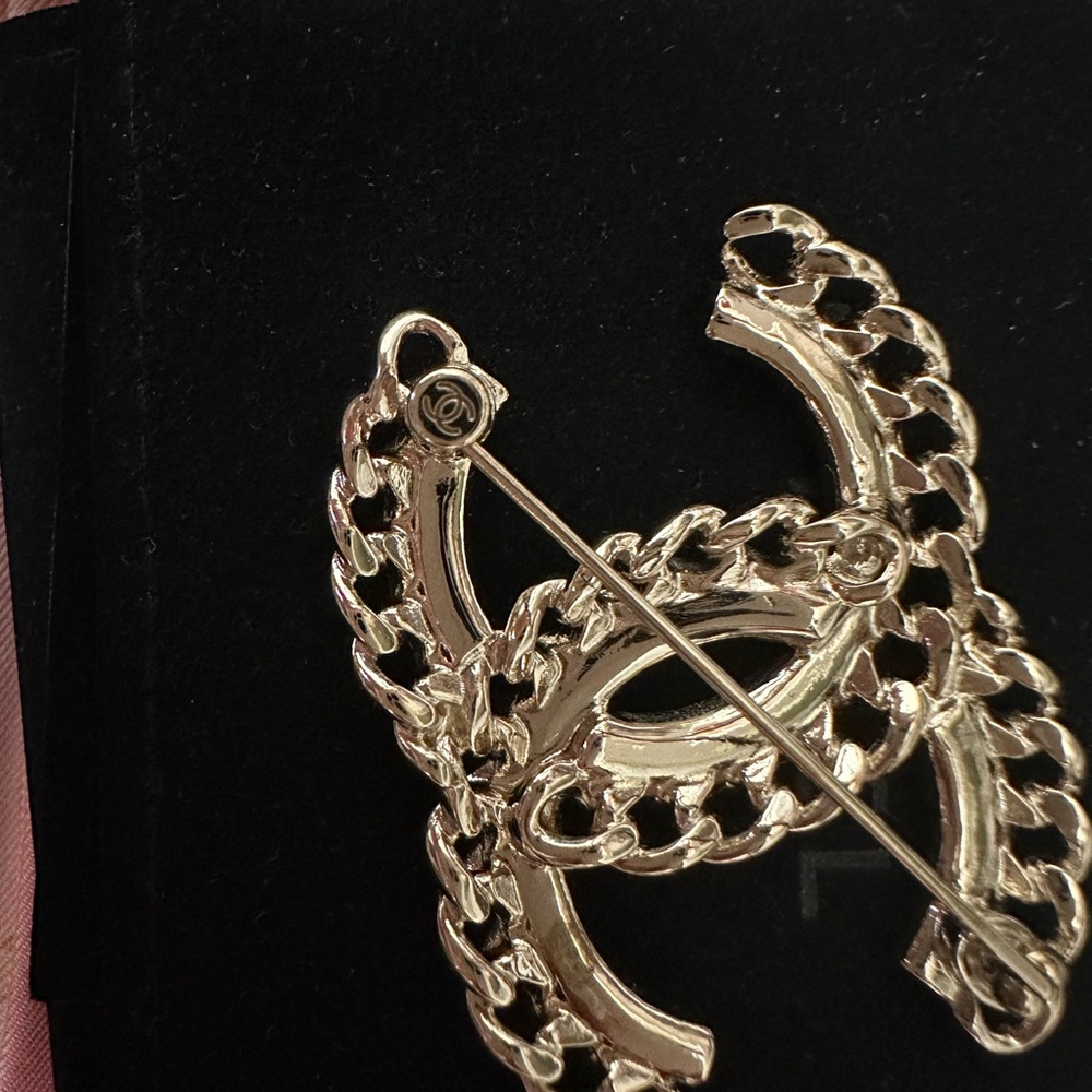 Gold And Silver Interlocking Brooch - image 3